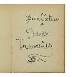 Deux travestis.‎