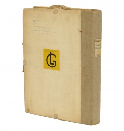 Costumes régionaux. 74 illustrations en couleurs de P. A. Leroux.