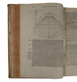 Gnomonices Libri Octo.