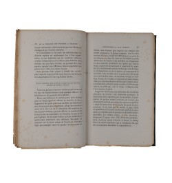 La sélection naturelle : essais.