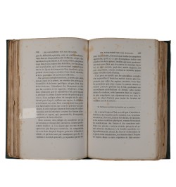 La sélection naturelle : essais.