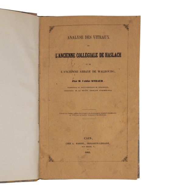 Analyse des vitraux de l'ancienne collégiale de Haslach et de l'ancienne abbaye de Walbourg.