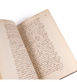 [Manuscrit] Remarques sur l'art des accouchemens de Mr Levret.
