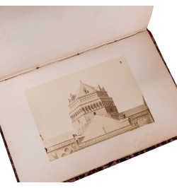 [Recueil] Cathédrale de Strasbourg en 1870.