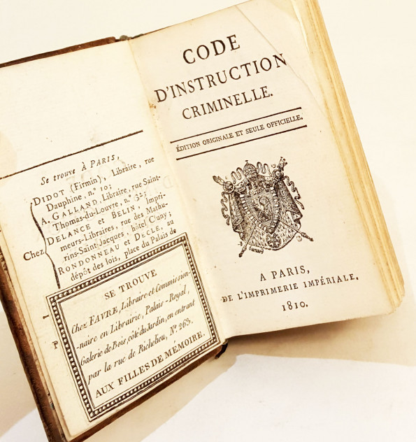 Code d'instruction criminelle. Édition originale et seule officielle.